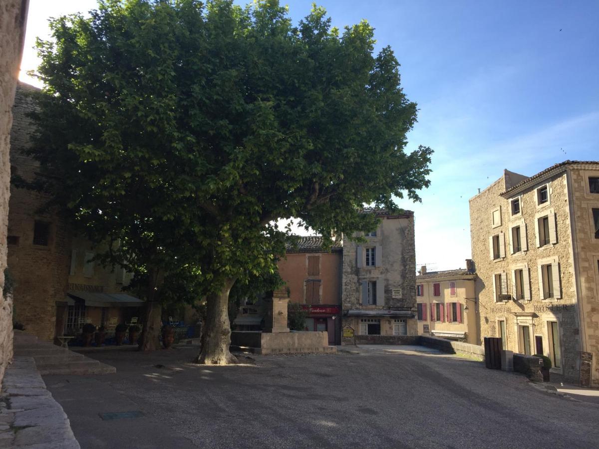 Апартаменты Chez Marius Gordes Vue Panoramique Sur Luberon Экстерьер фото