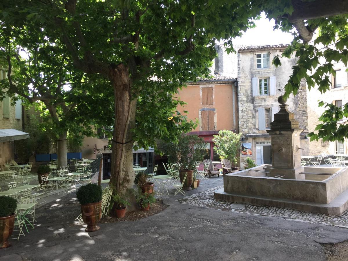 Апартаменты Chez Marius Gordes Vue Panoramique Sur Luberon Экстерьер фото